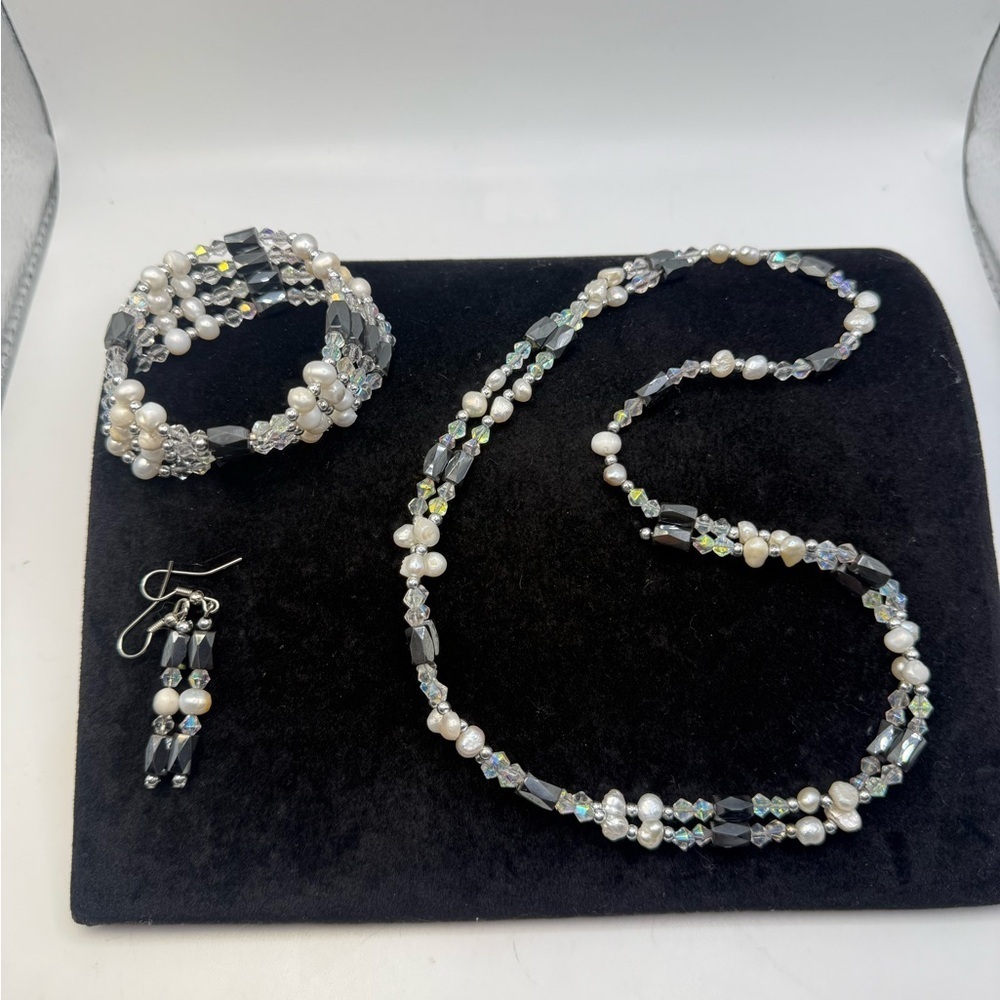 Vintage Convertible Pearl Crystal Hematite Wrap Necklace Bracelet Set 27” 33”